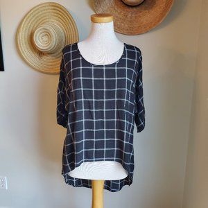 Black and White Block High Low Blouse. Size Small.